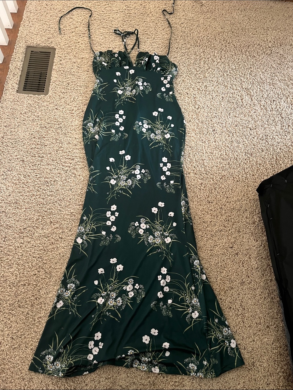 Elegant evening dress by parthea